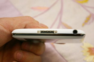 乳白色優(yōu)雅大屏 韓公司公布MP3新機